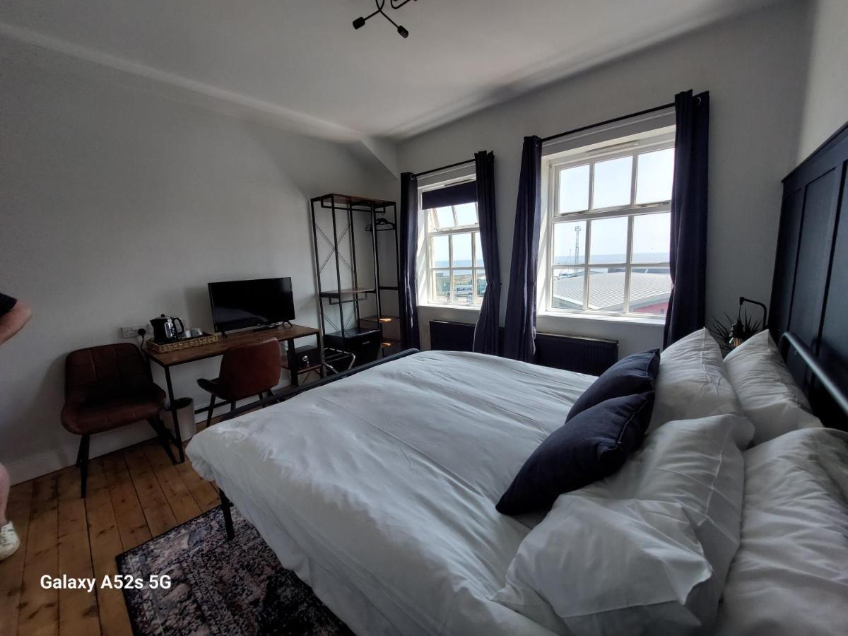 Londonderrys Bar And Accommodation 锡厄姆 外观 照片