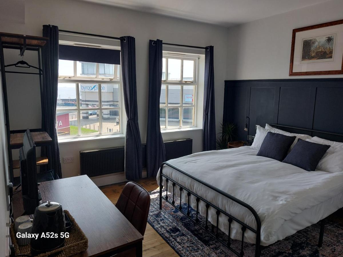 Londonderrys Bar And Accommodation 锡厄姆 外观 照片